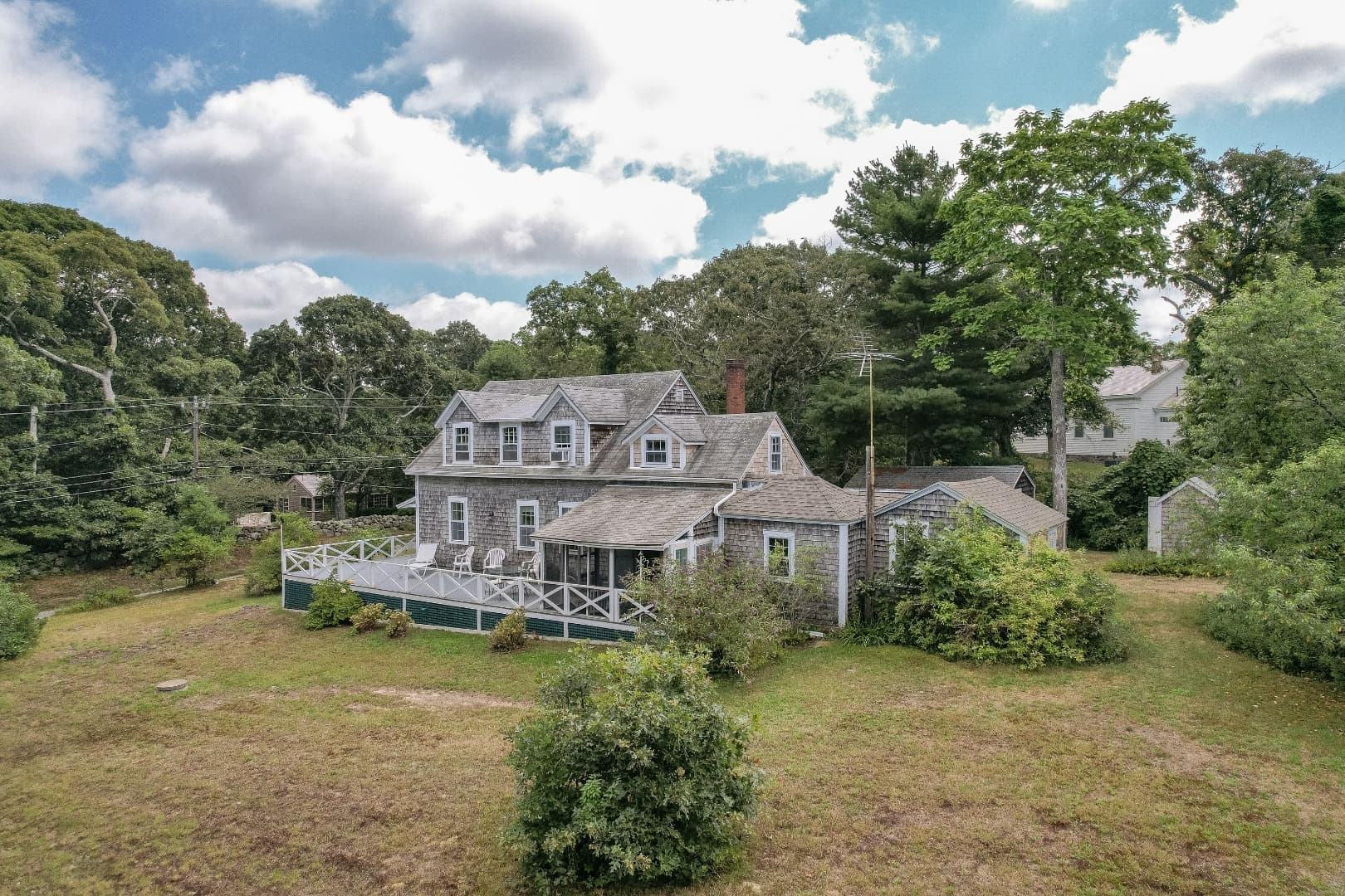 323 Lamberts Cove Road