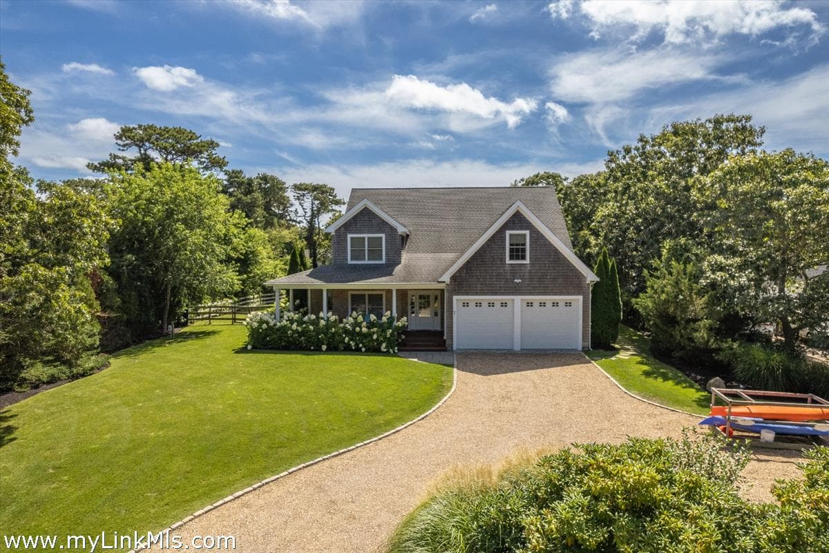 7 Whistling Swan Circle
