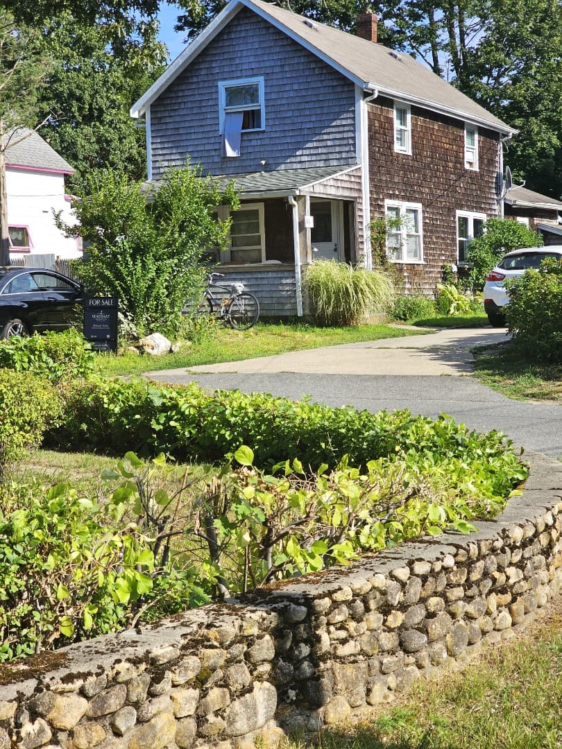 66 Nashawena Park