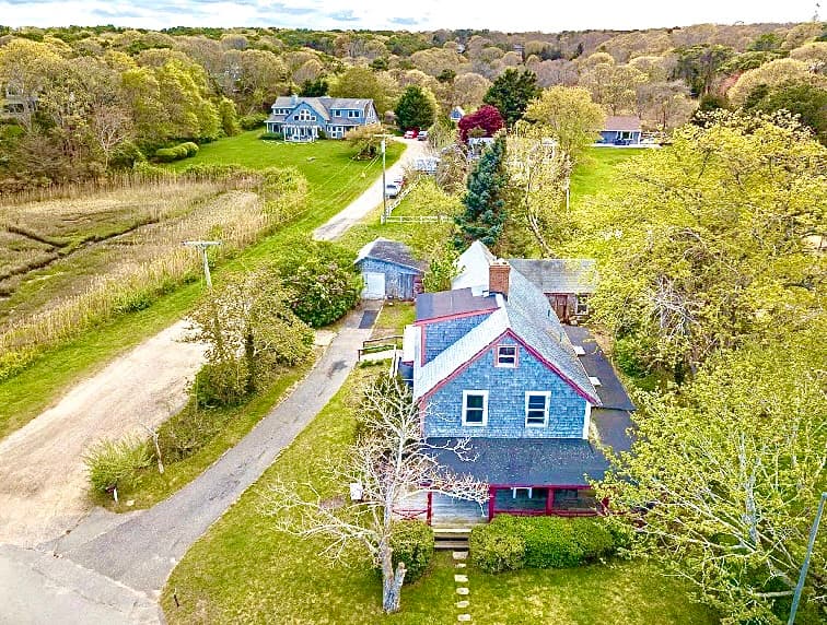 201 Lagoon Pond Road