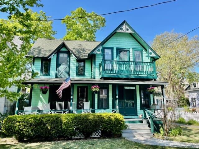 8 Tabernacle Avenue