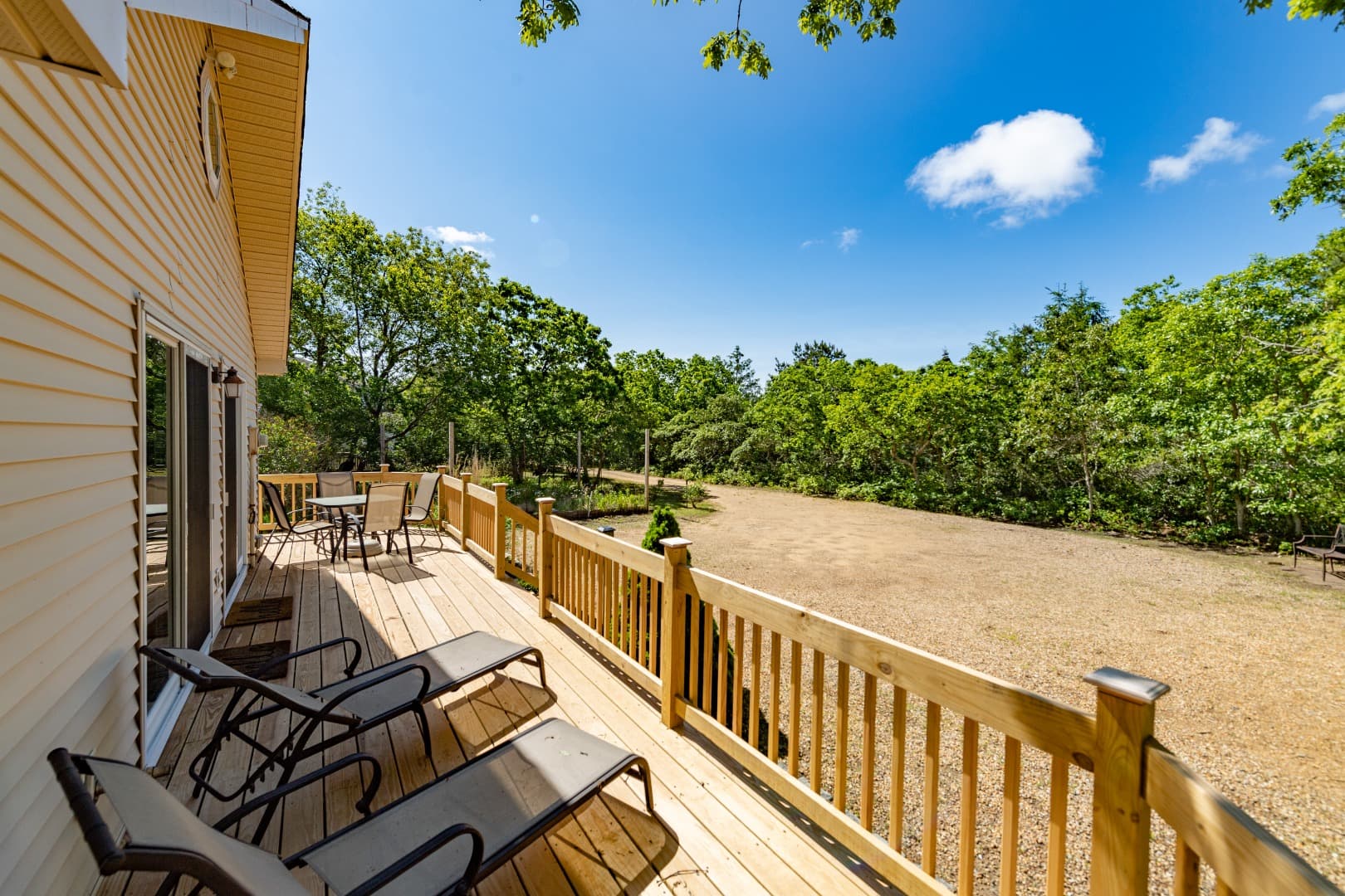 137 Charles Neck Way