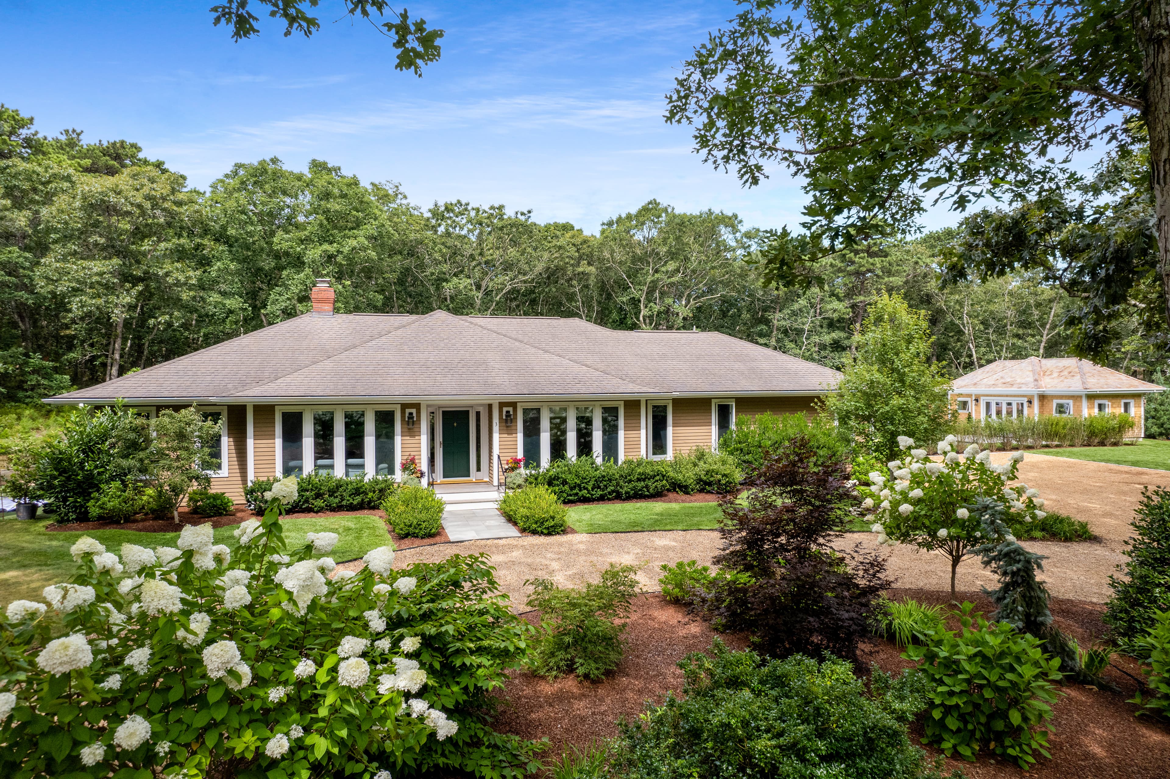 3 Mayhew Way