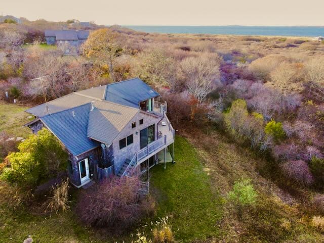 382 Lighthouse Road