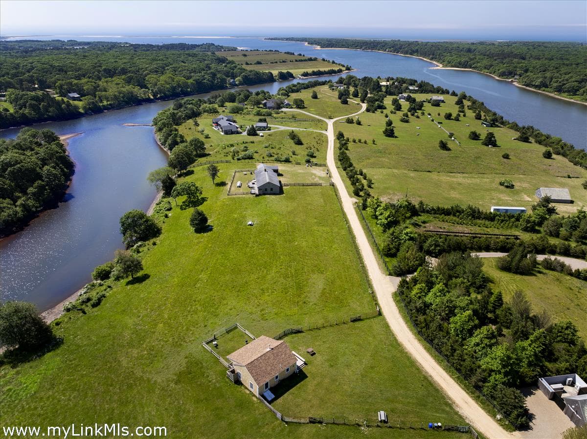 104 Pond View Farm Road