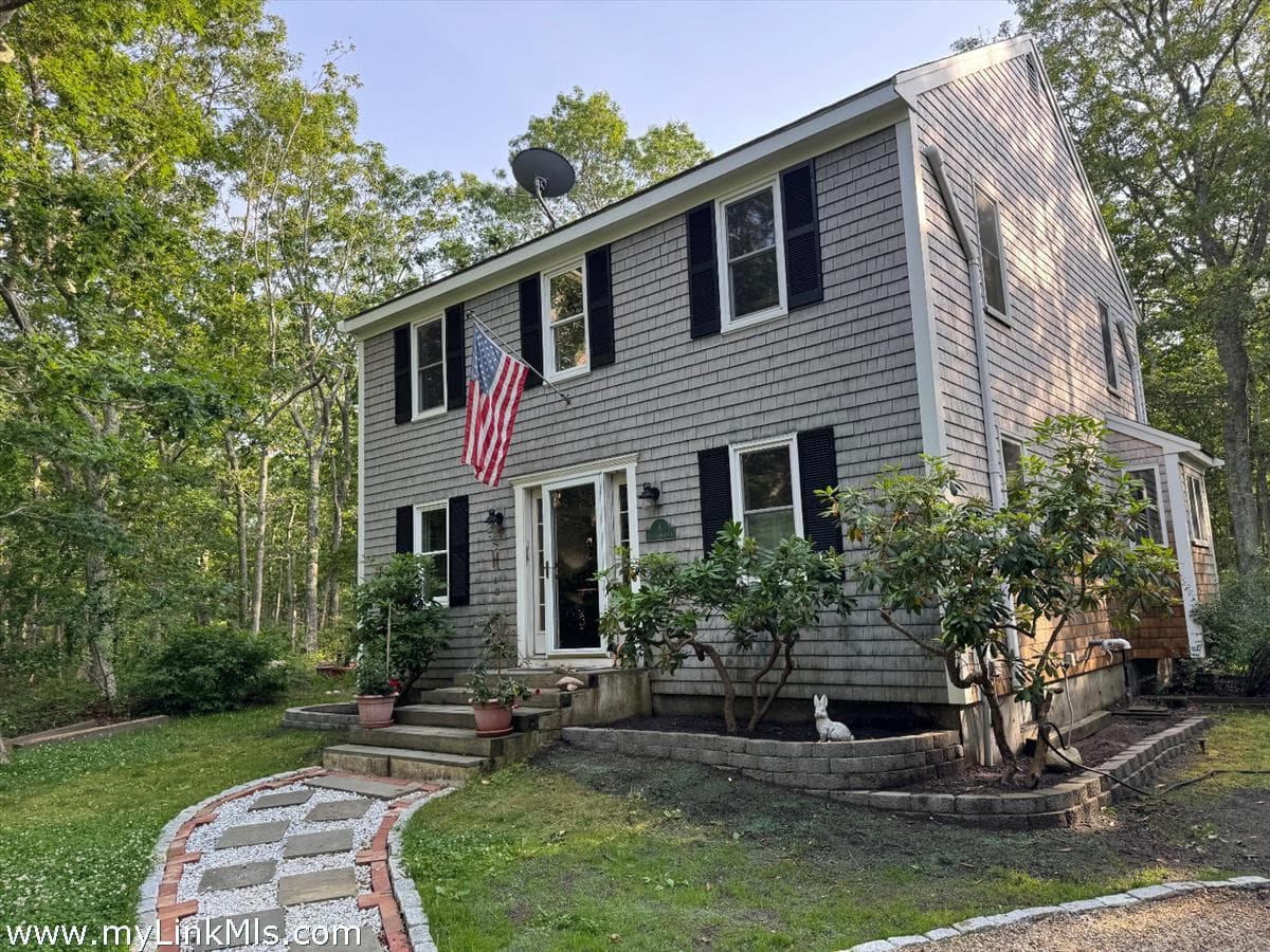 8 Old Purchase Way