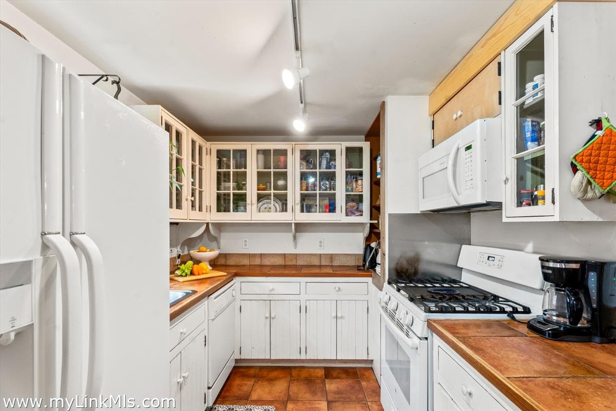 Residential Property Image/jpeg #5