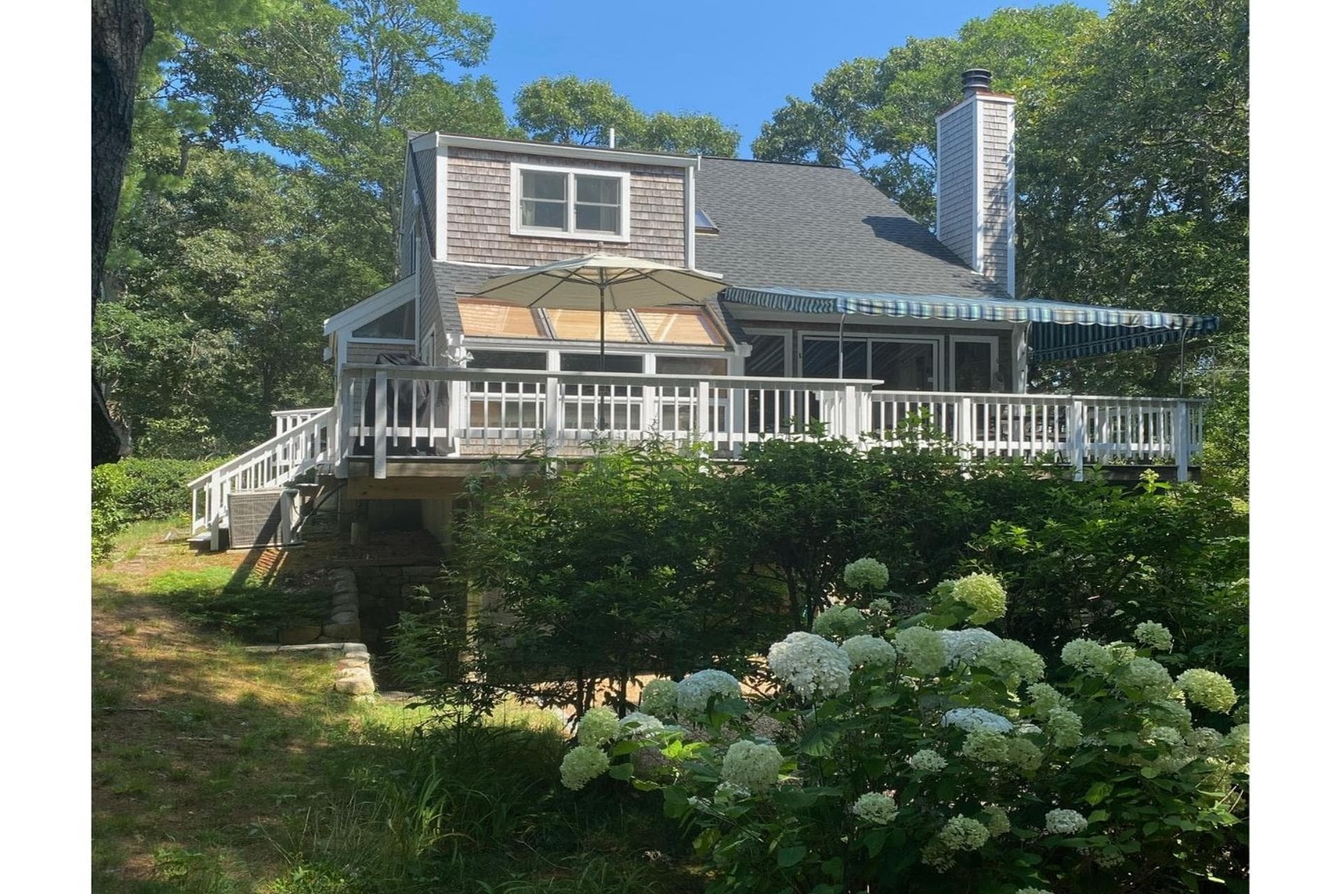 Close to Downtown/Inkwell -Prices Reduced!