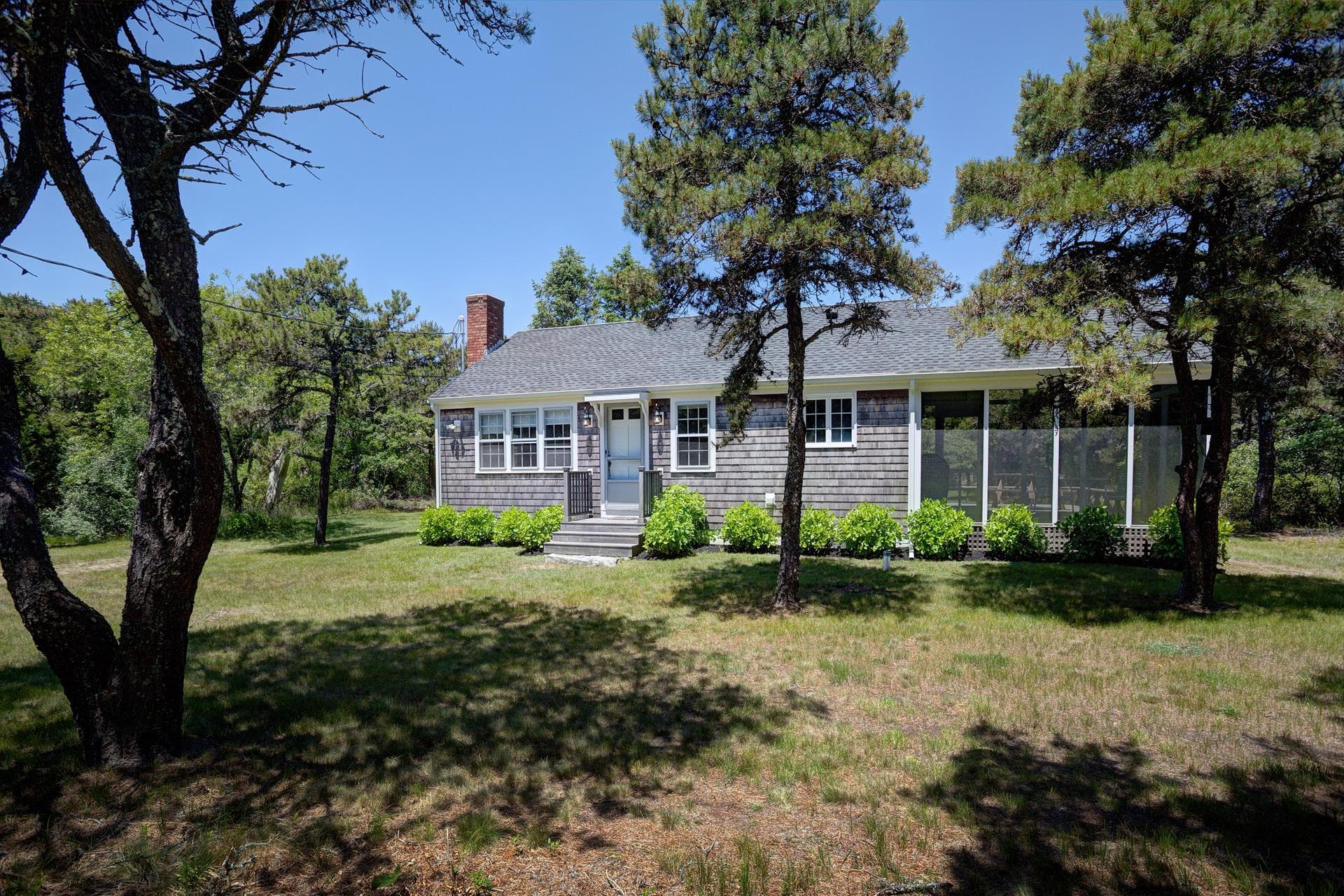House on 10 Katama Drive in Edgartown