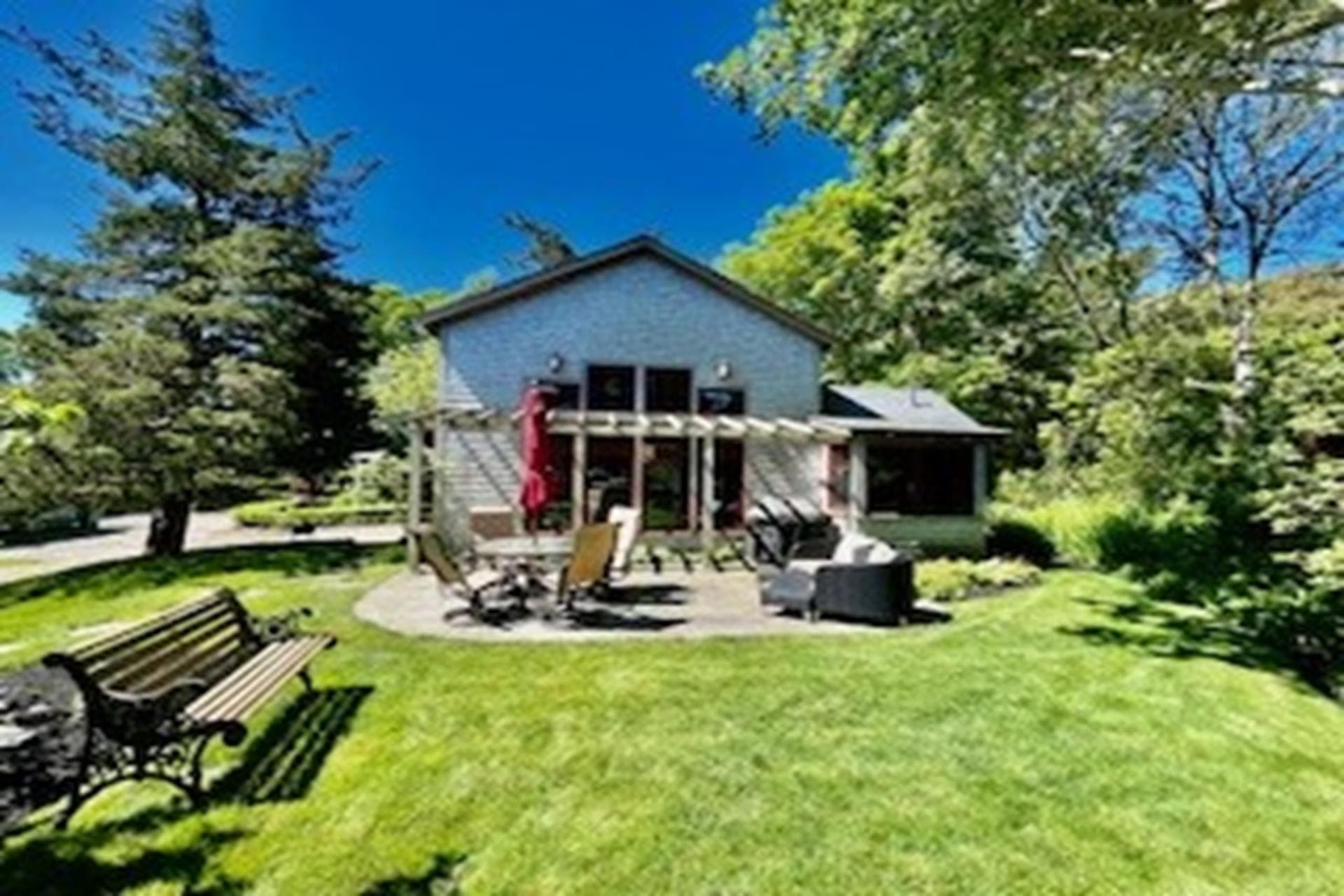 Greenleaf Hideway-