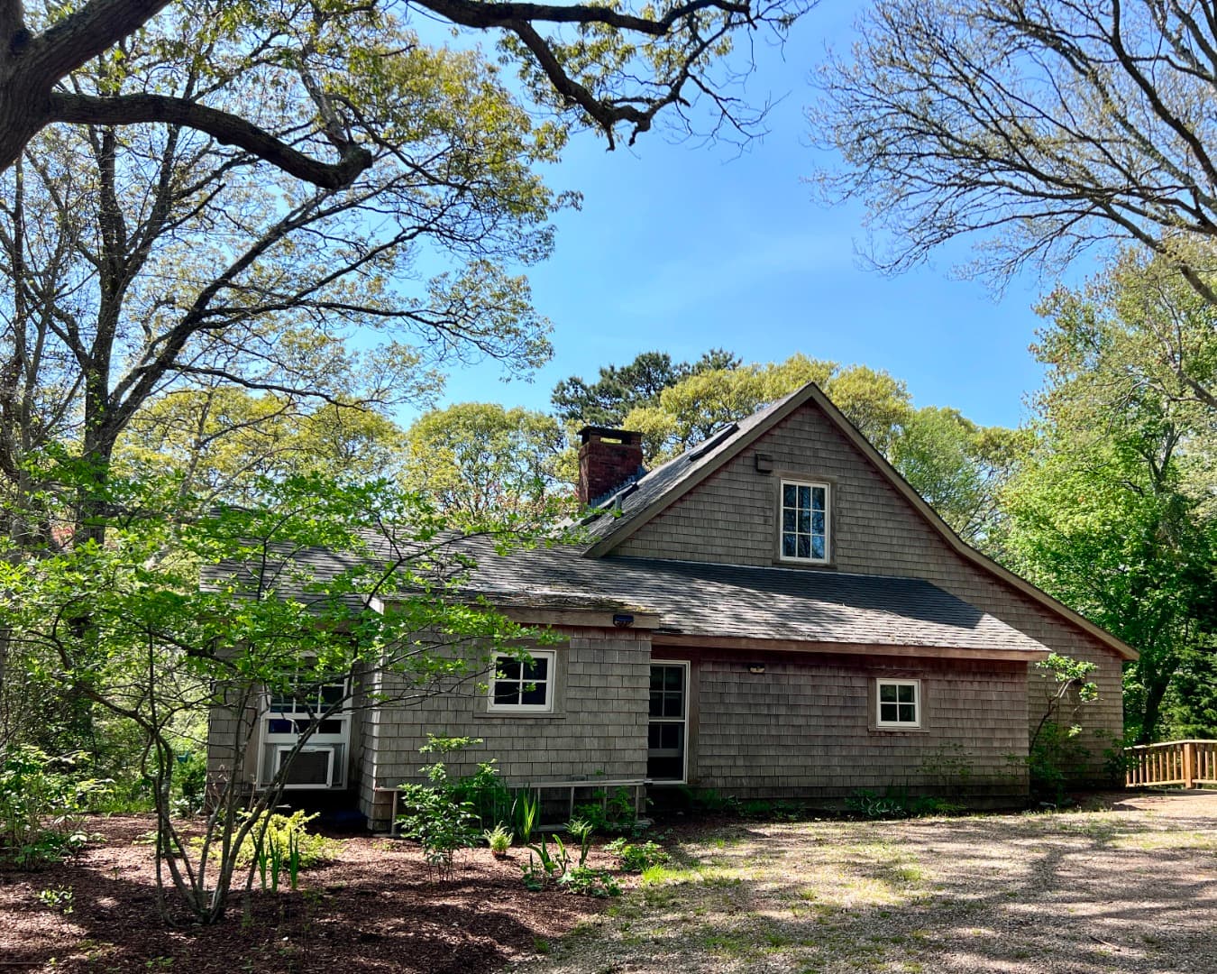 225 Lamberts Cove Road