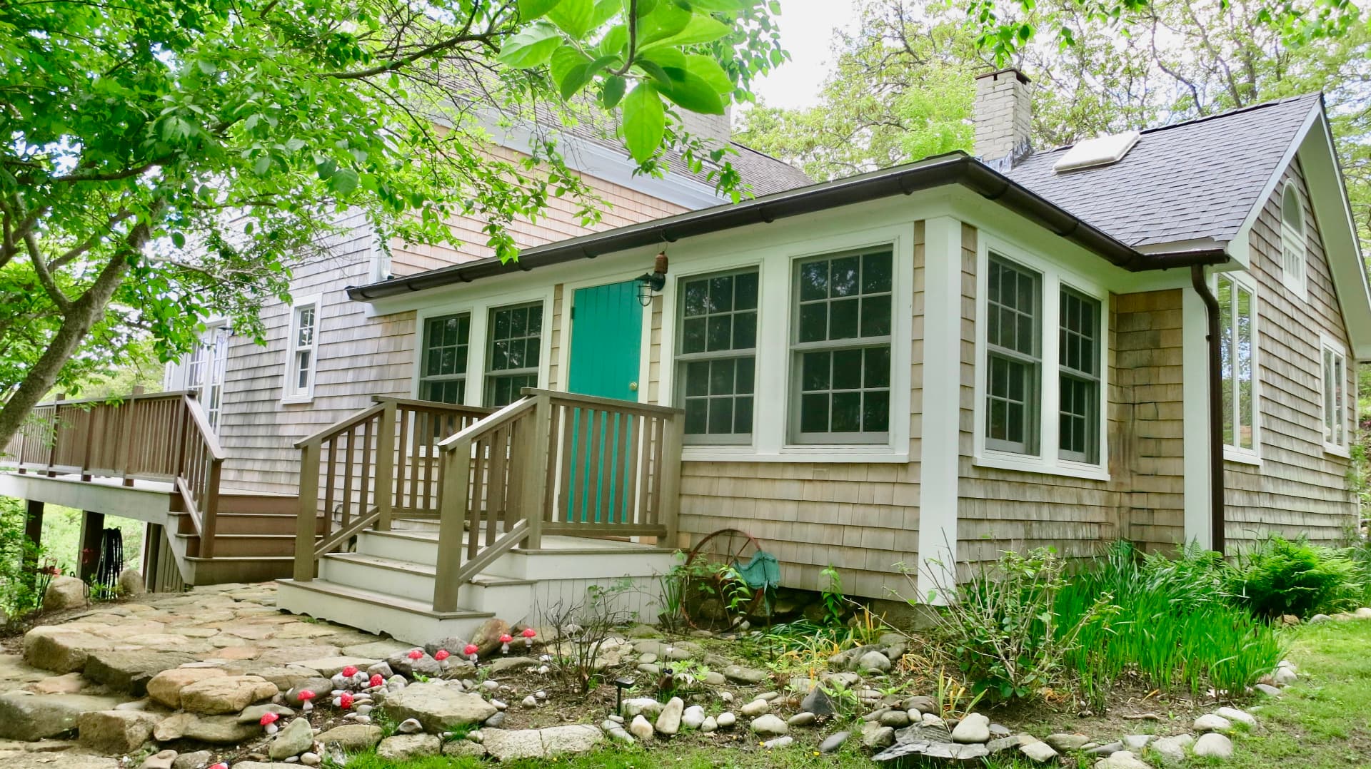 832 State Road