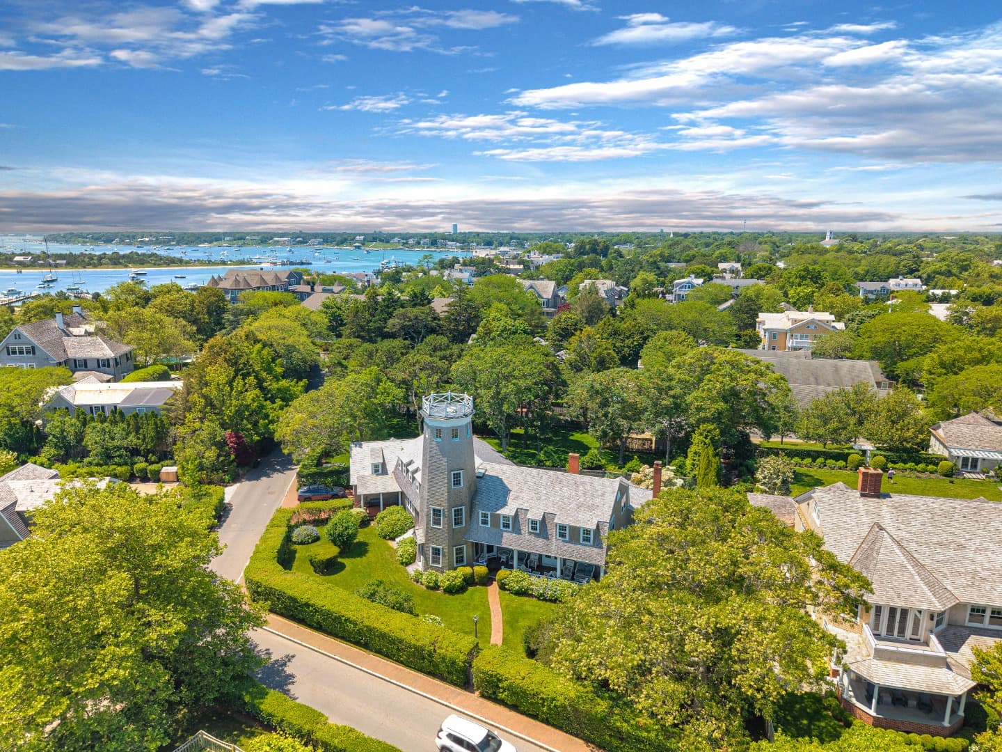 14 Starbuck Neck Road